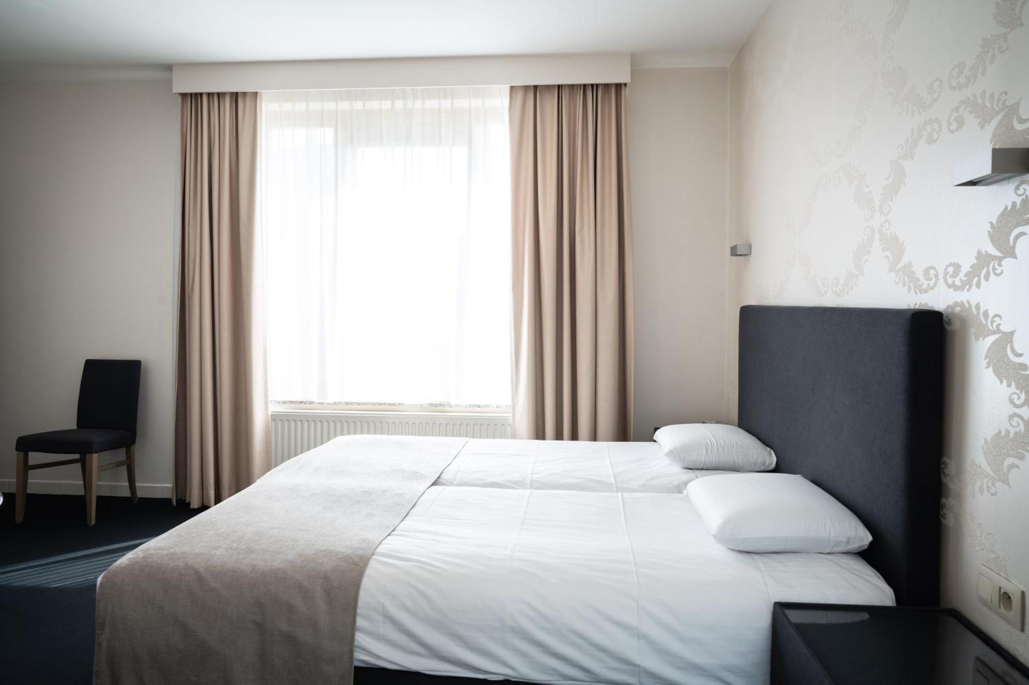 Hotel Essenza Puurs Екстер'єр фото