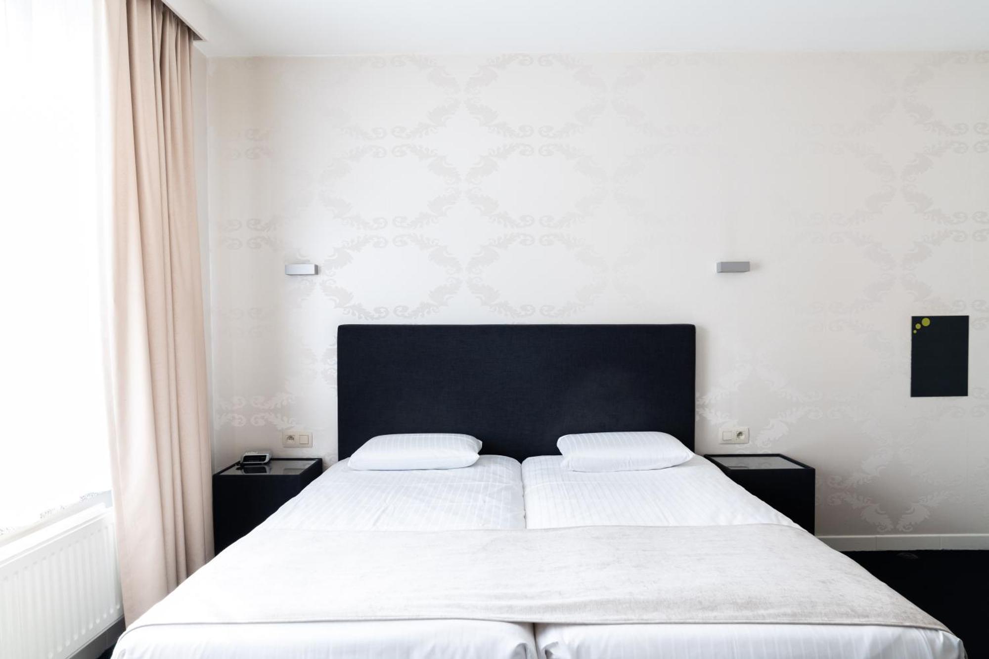 Hotel Essenza Puurs Екстер'єр фото