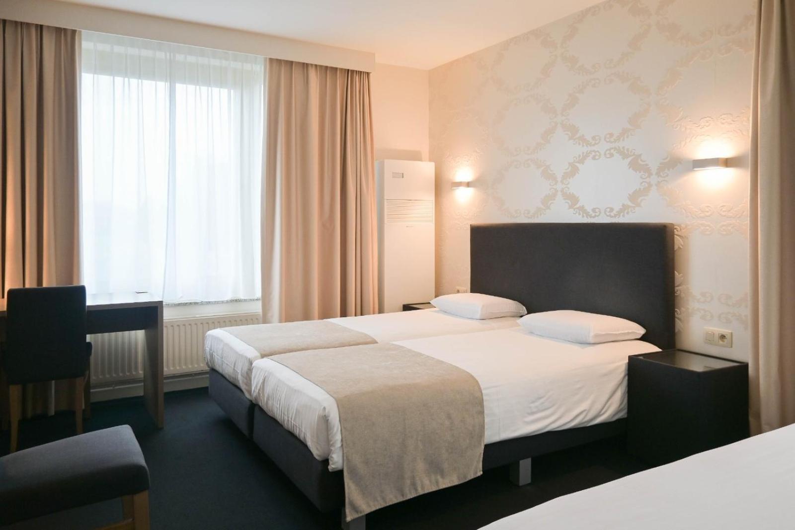 Hotel Essenza Puurs Екстер'єр фото
