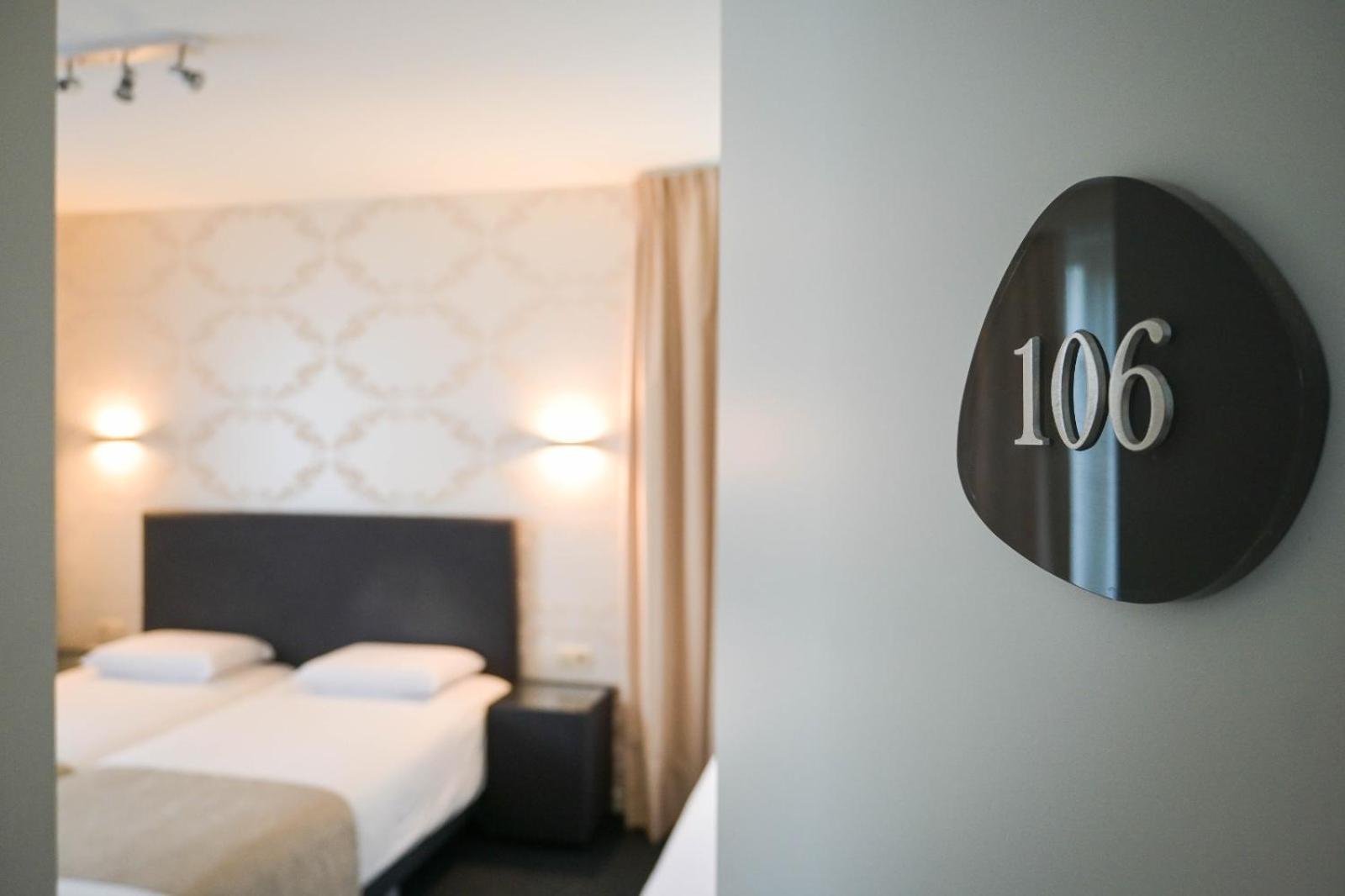 Hotel Essenza Puurs Екстер'єр фото