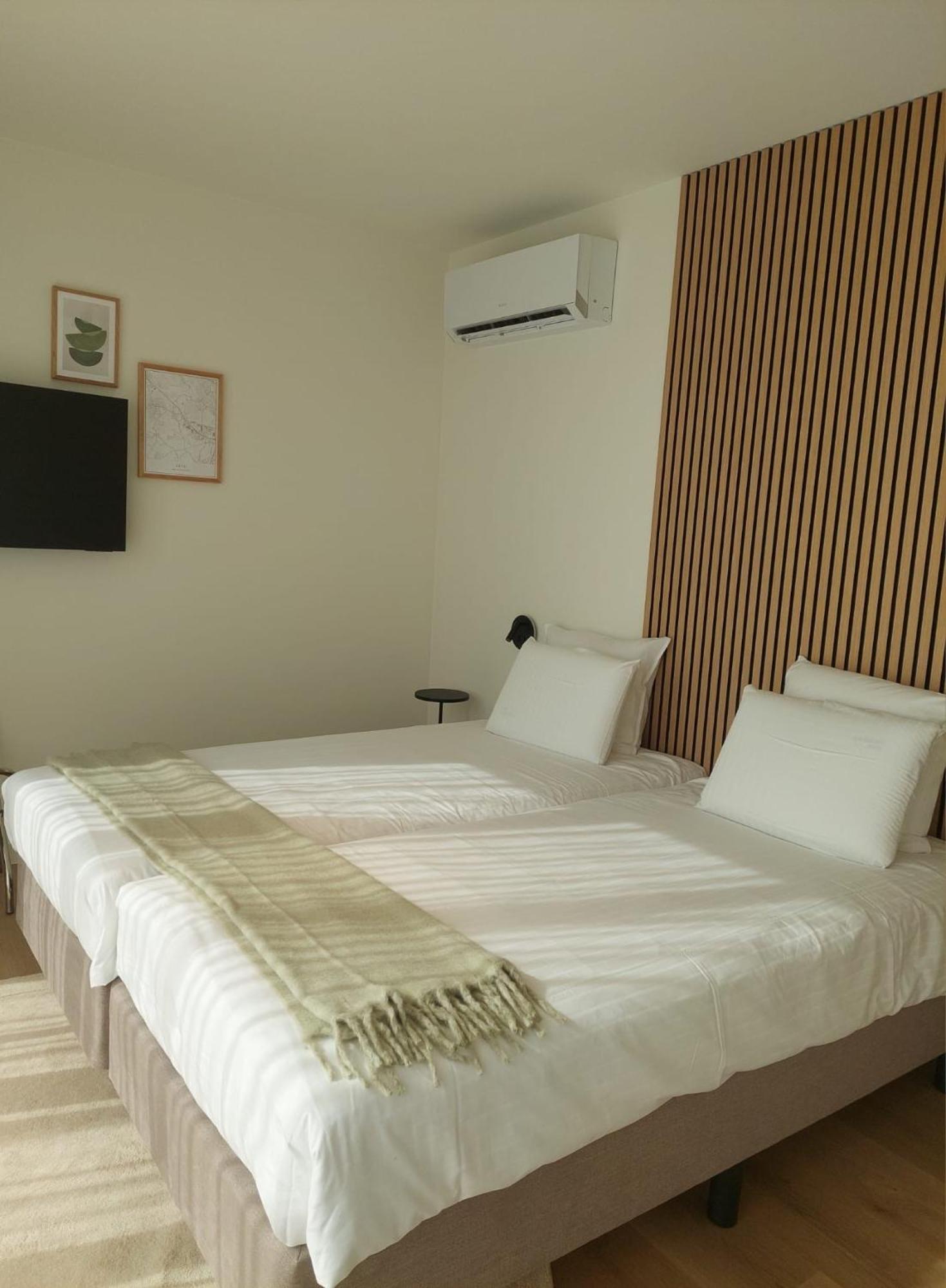 Hotel Essenza Puurs Екстер'єр фото